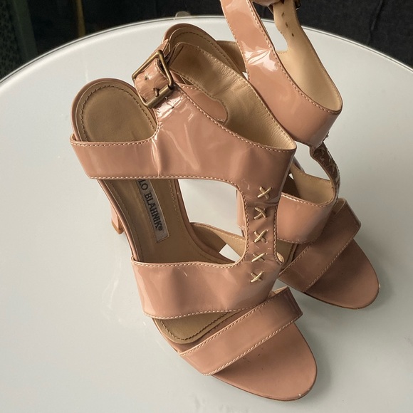 Manolo Blahnik Shoes - Manolo Blahnik Leather Heels